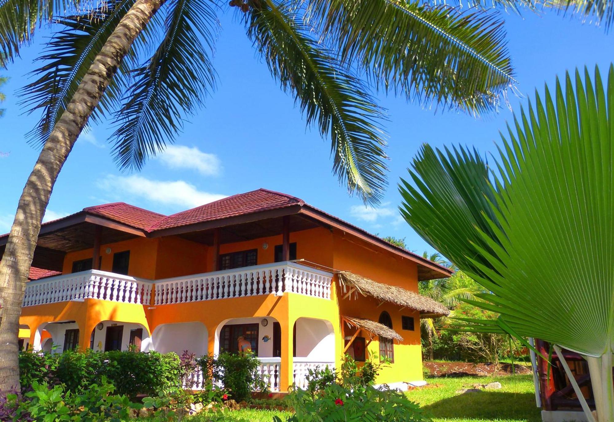 Mnarani Beach Cottages Nungwi Exterior photo